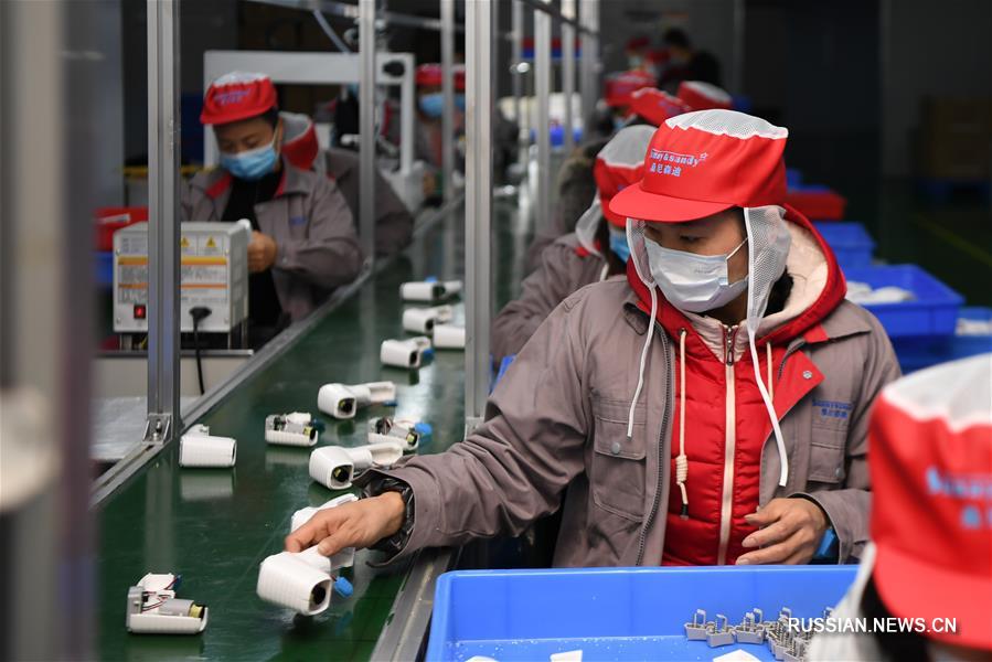 Компания-производитель игрушек из провинции Хунань перешла на изготовление инфракрасных термометров
